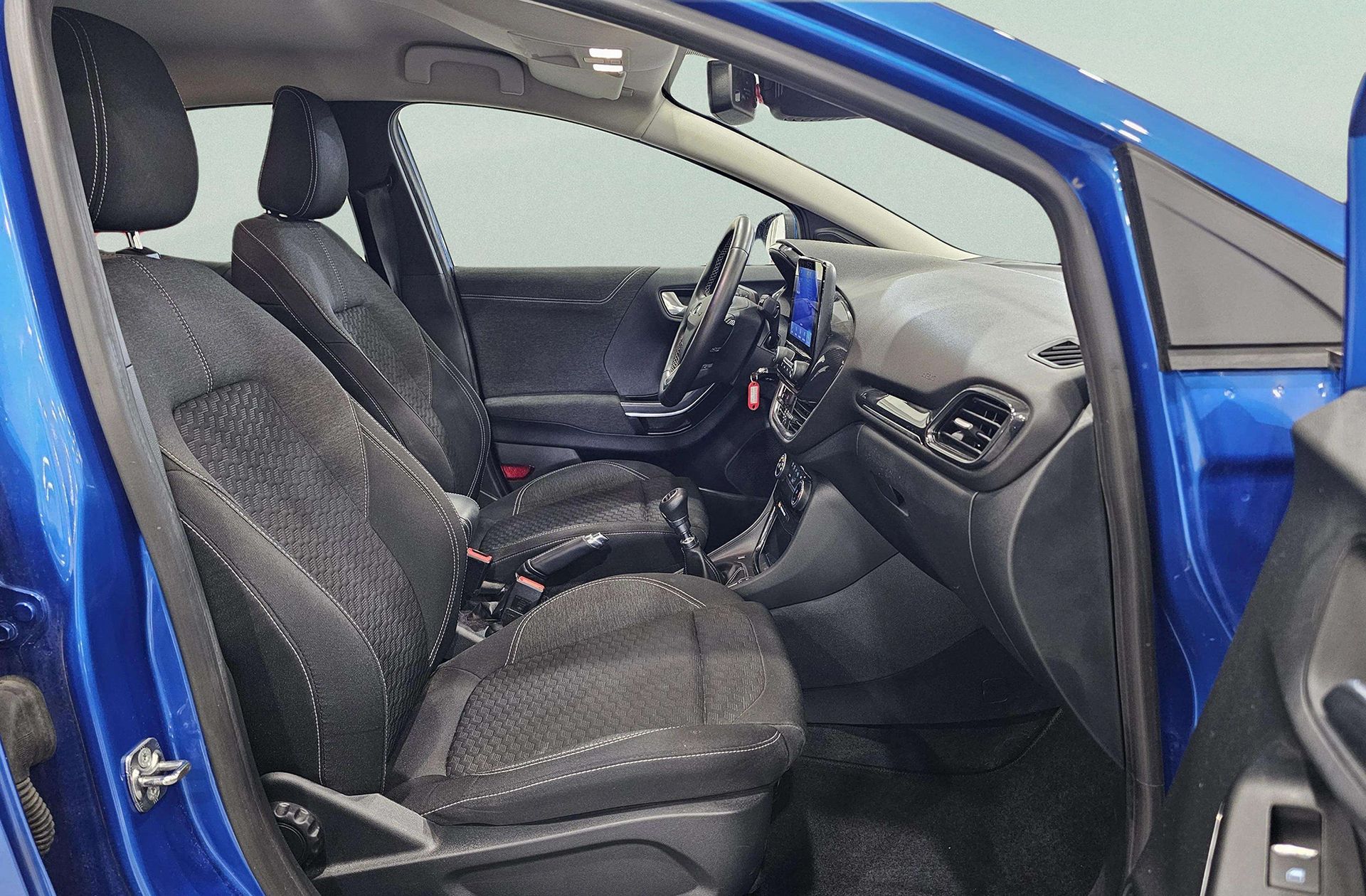 Ford Puma 1.0 EcoBoost MHEV Titanium Design - foto 17