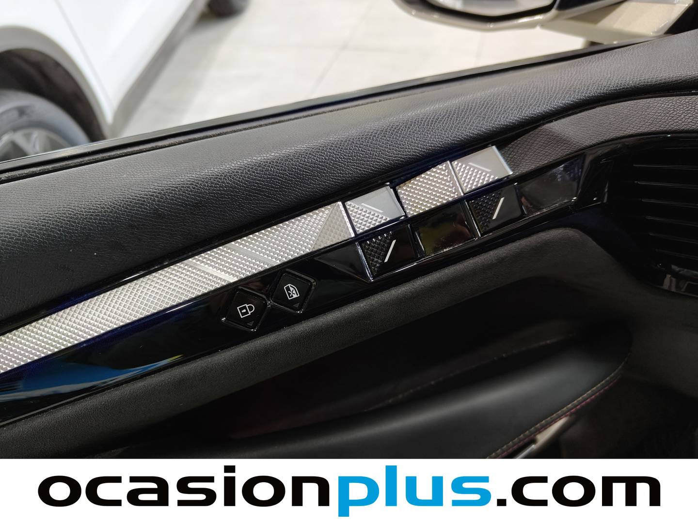 Foto DS DS 4 DS DS4 E-Tense 225 Performance Line (225 CV)