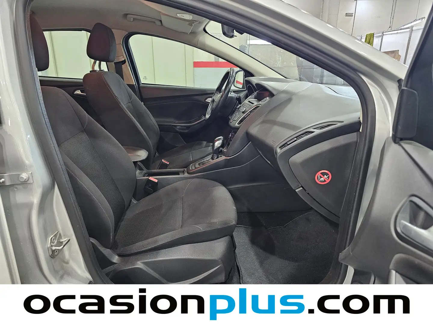 Foto Ford Focus Ford Focus 1.6 TI-VCT Trend+ PowerShift (125 CV)