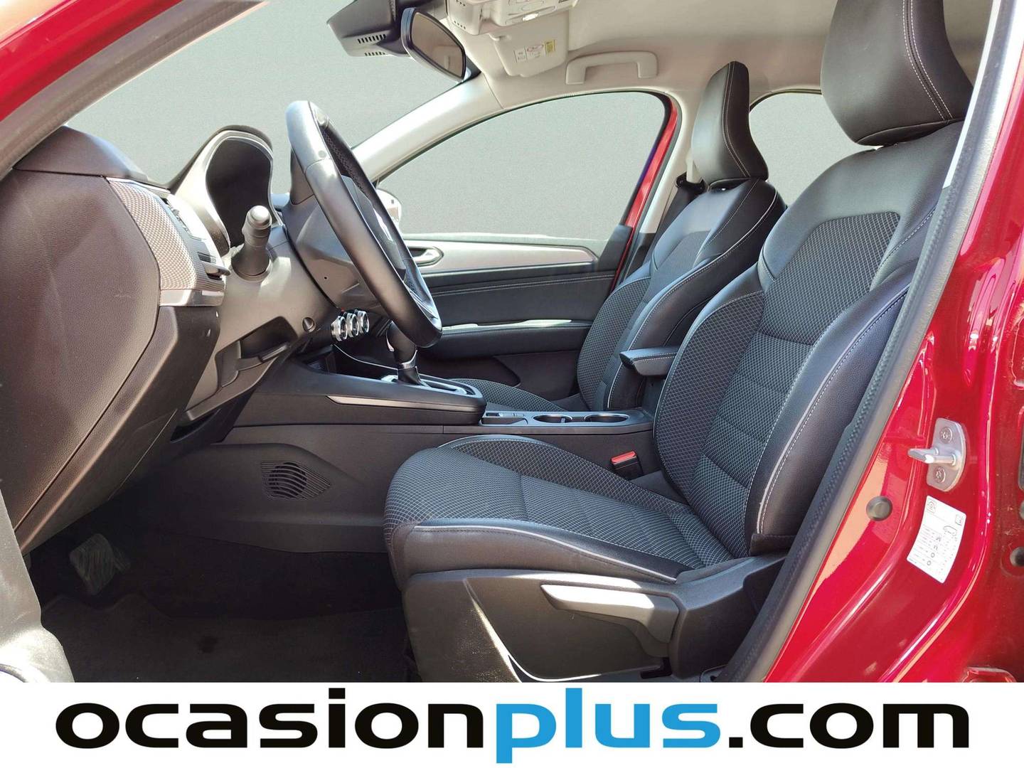 Foto asientos delanteros Renault Arkana Renault Arkana Zen E-Tech Híbrido (145 CV)