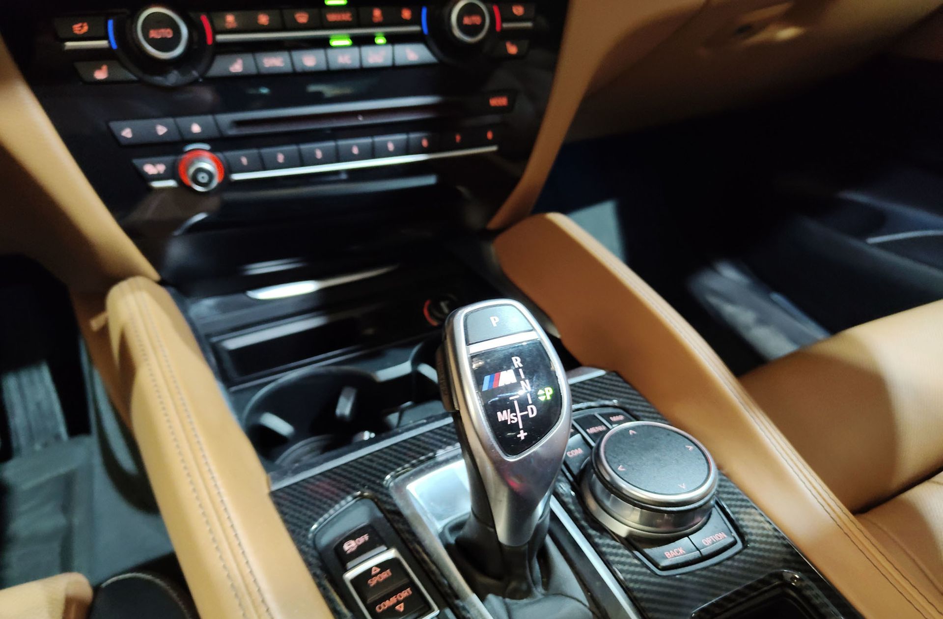 BMW X6 M50d - foto 5