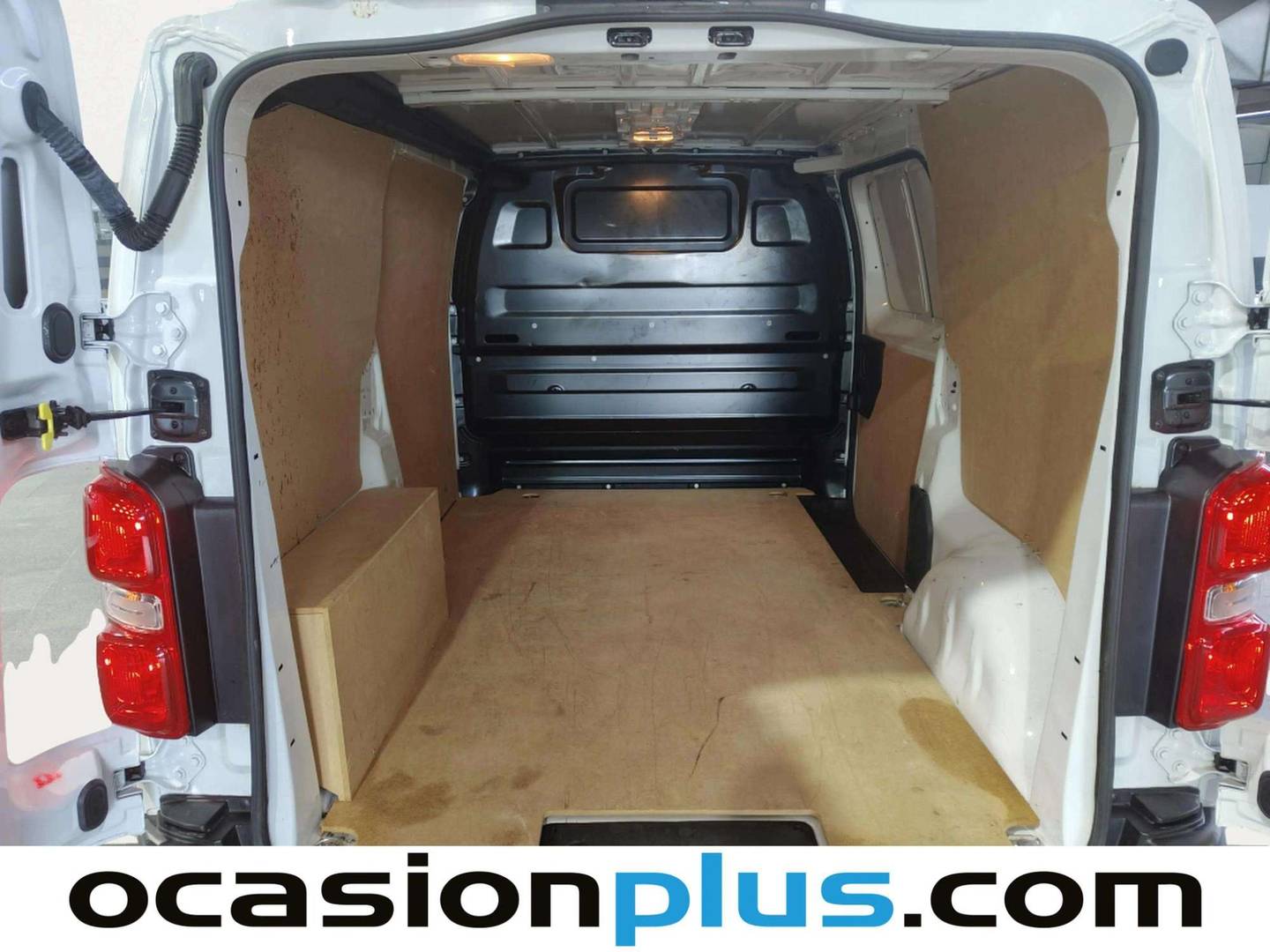 Fotos maletero Fiat Scudo Fiat Scudo Furgon 1.5 Bluehdi L2 (120 CV)