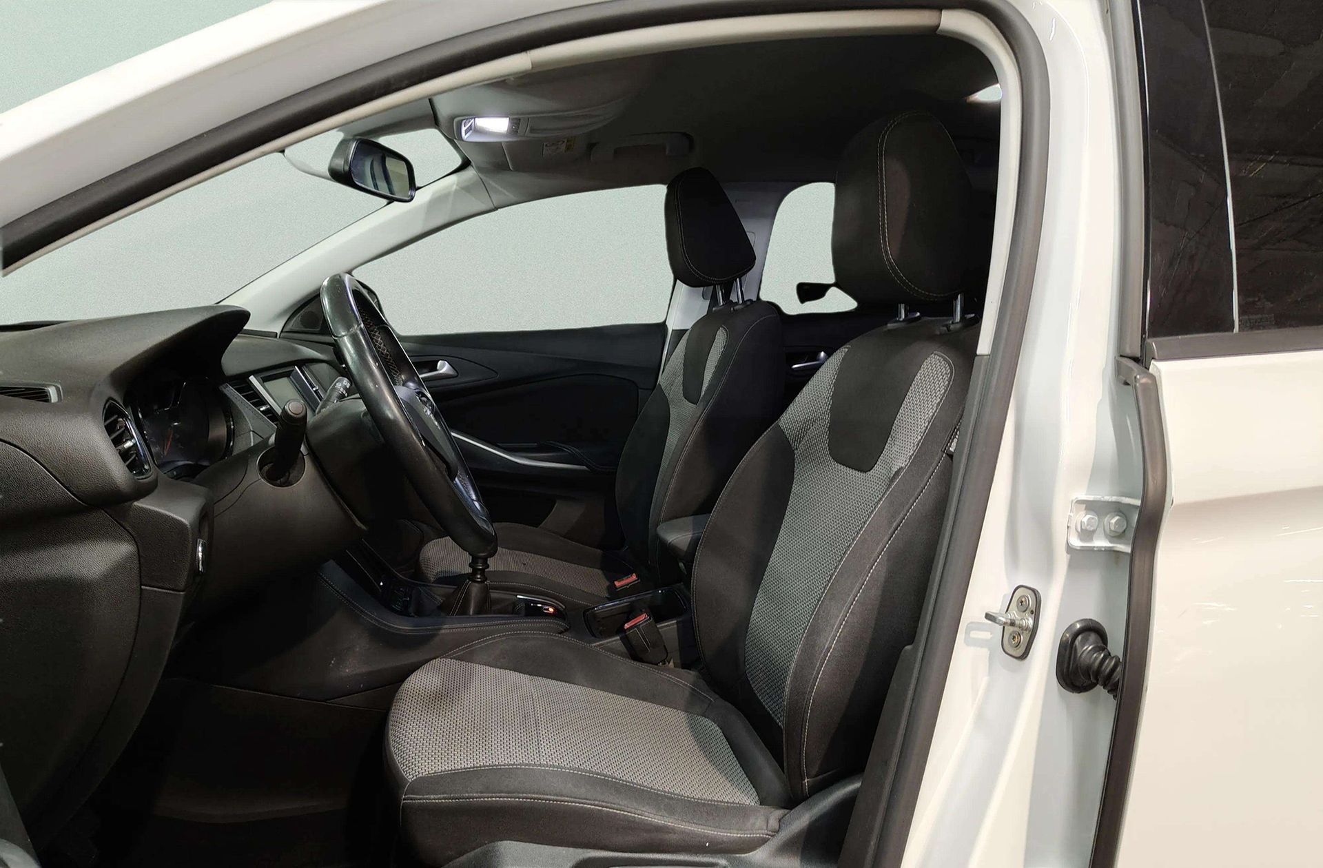 Opel Grandland 1.6 CDTi Business - foto 10