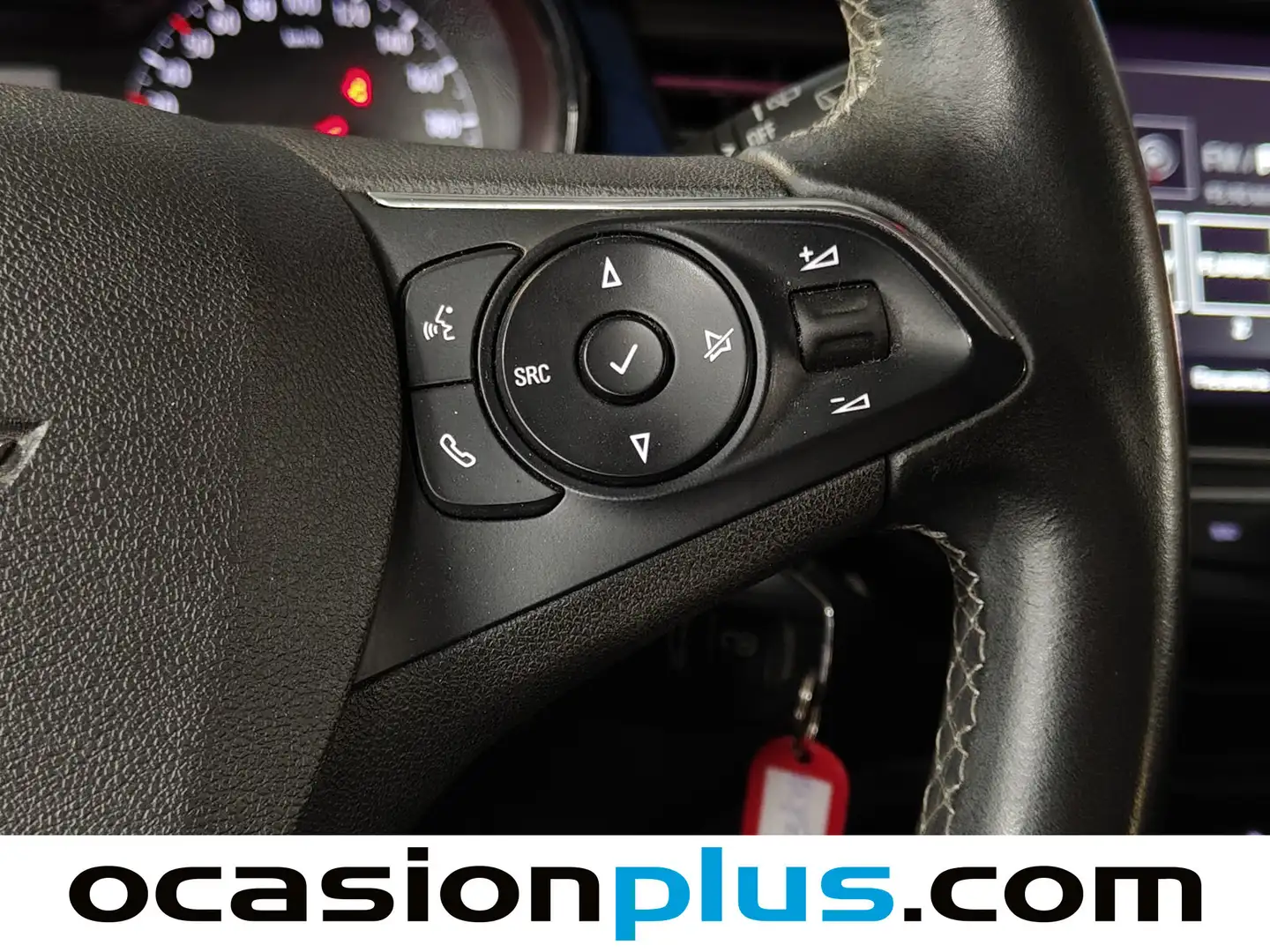 Foto Opel Crossland X Opel Crossland X 1.2 S&S Design Line 120 Aniversario (110 CV)