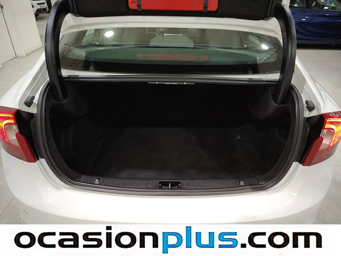 Foto Volvo S60 Volvo S60 D4 R-Design Momentum Auto (190 CV)