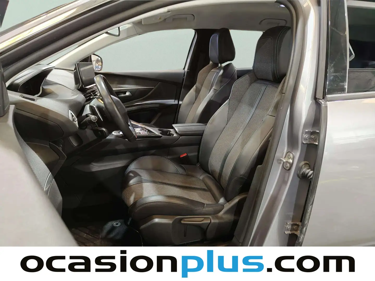 Foto Peugeot 5008 Peugeot 5008 PureTech 130 S&S Allure EAT8 (130 CV) 7 Plazas