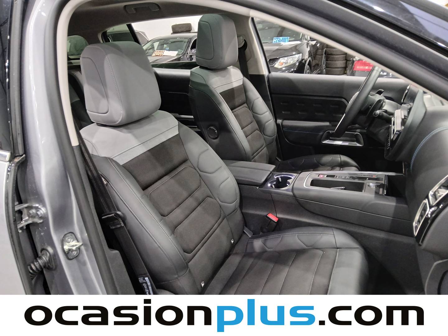 Foto Citroën C5 Aircross Citroen C5 Aircross Plug-in Hybrid Max e-EAT8 (225 CV)