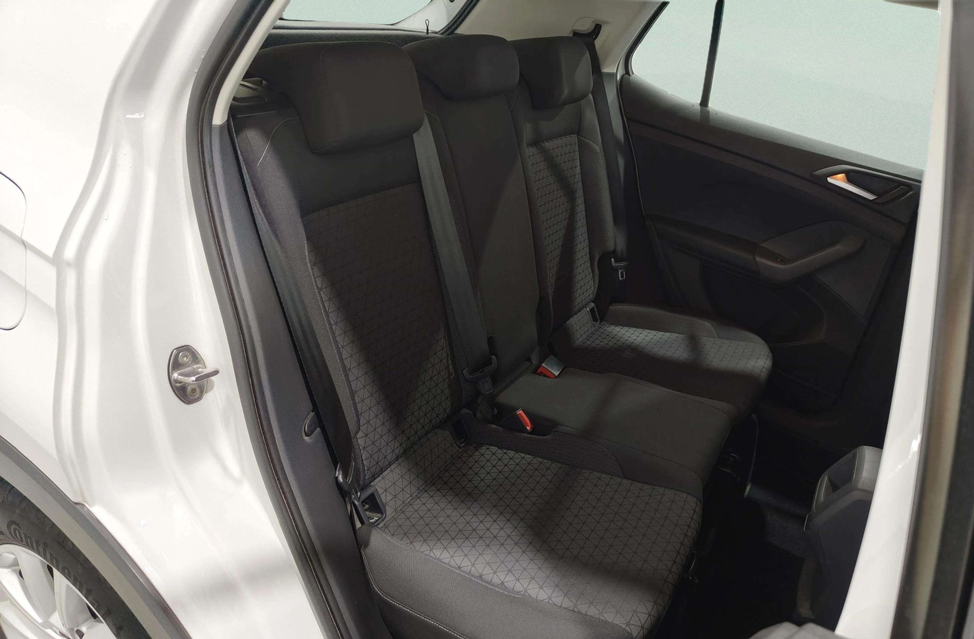 Volkswagen T-Cross Advance 1.0 TSI - foto 17