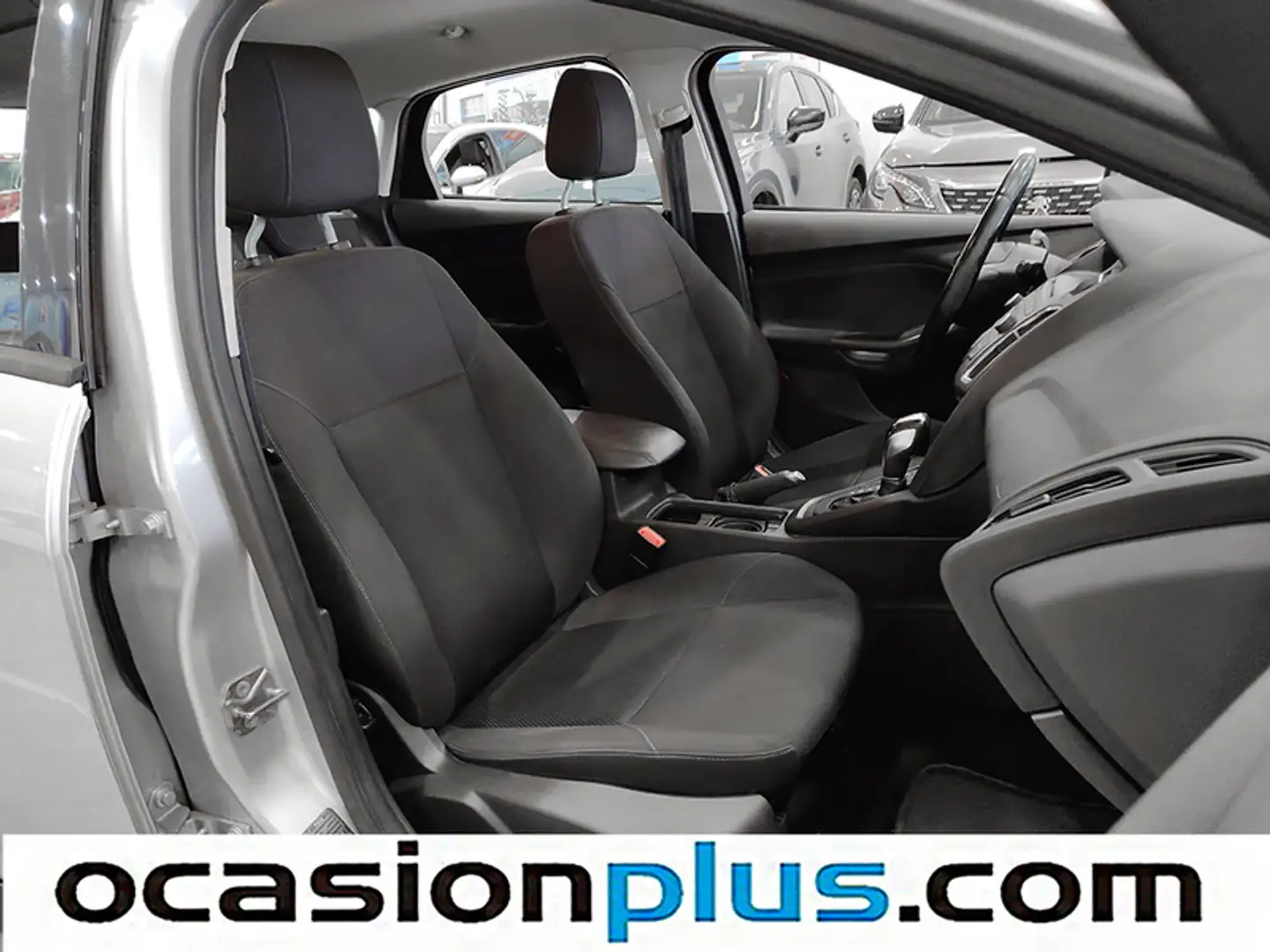 Foto Ford Focus Ford Focus 1.6 TI-VCT Trend+ PowerShift (125 CV)