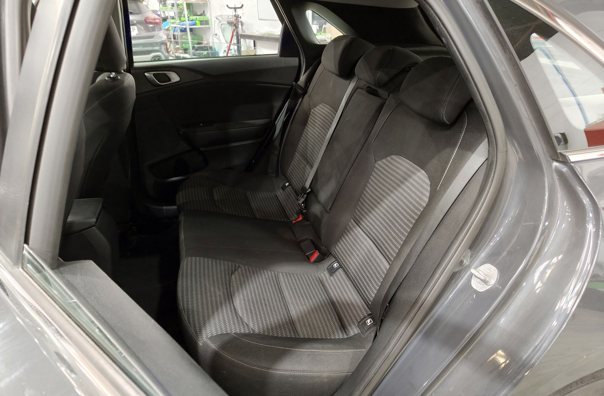 Kia Ceed 1.6 MHEV iMT Drive - foto 11