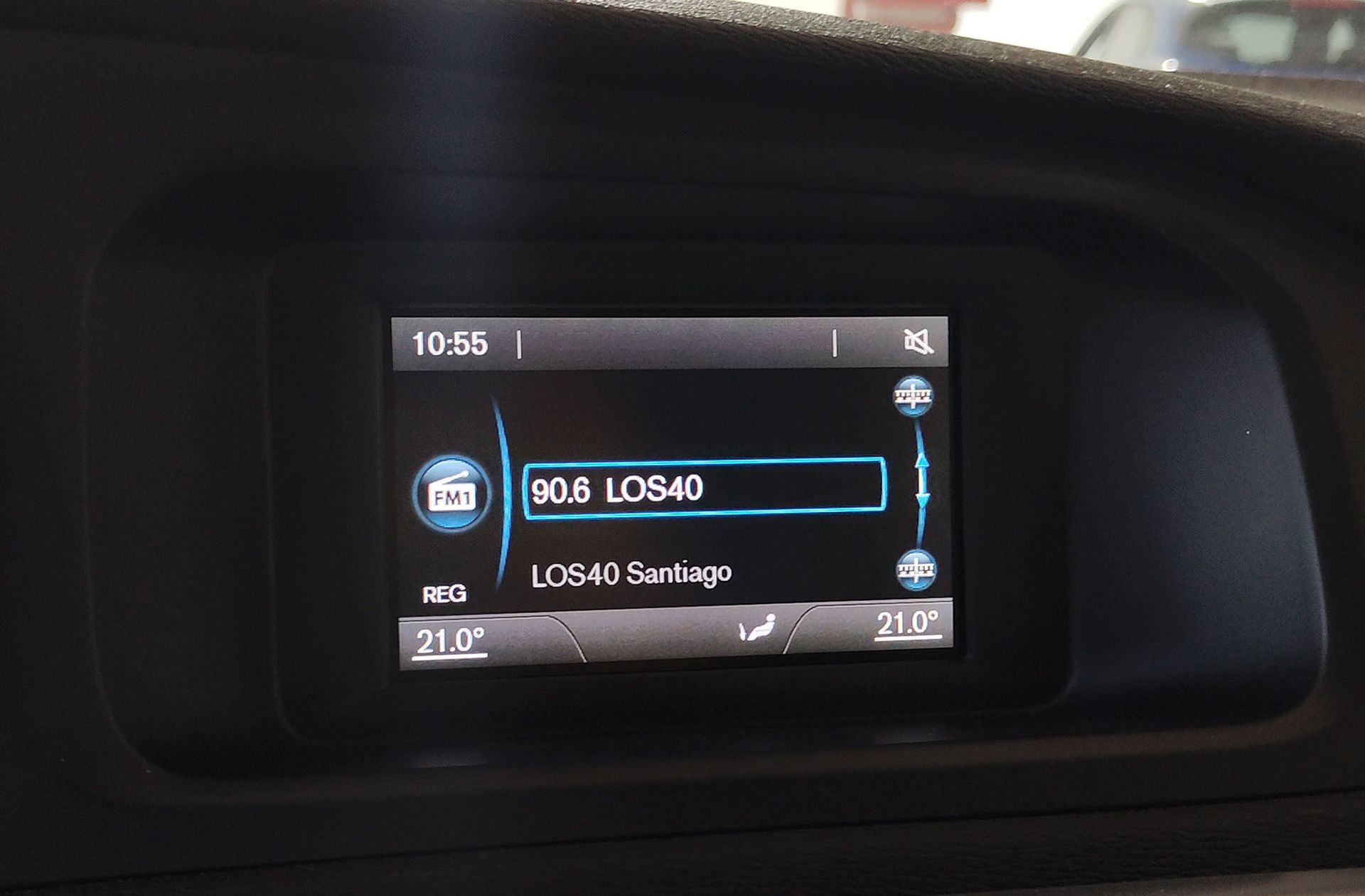 Volvo V40 D3 R-Design Momentum - foto 33