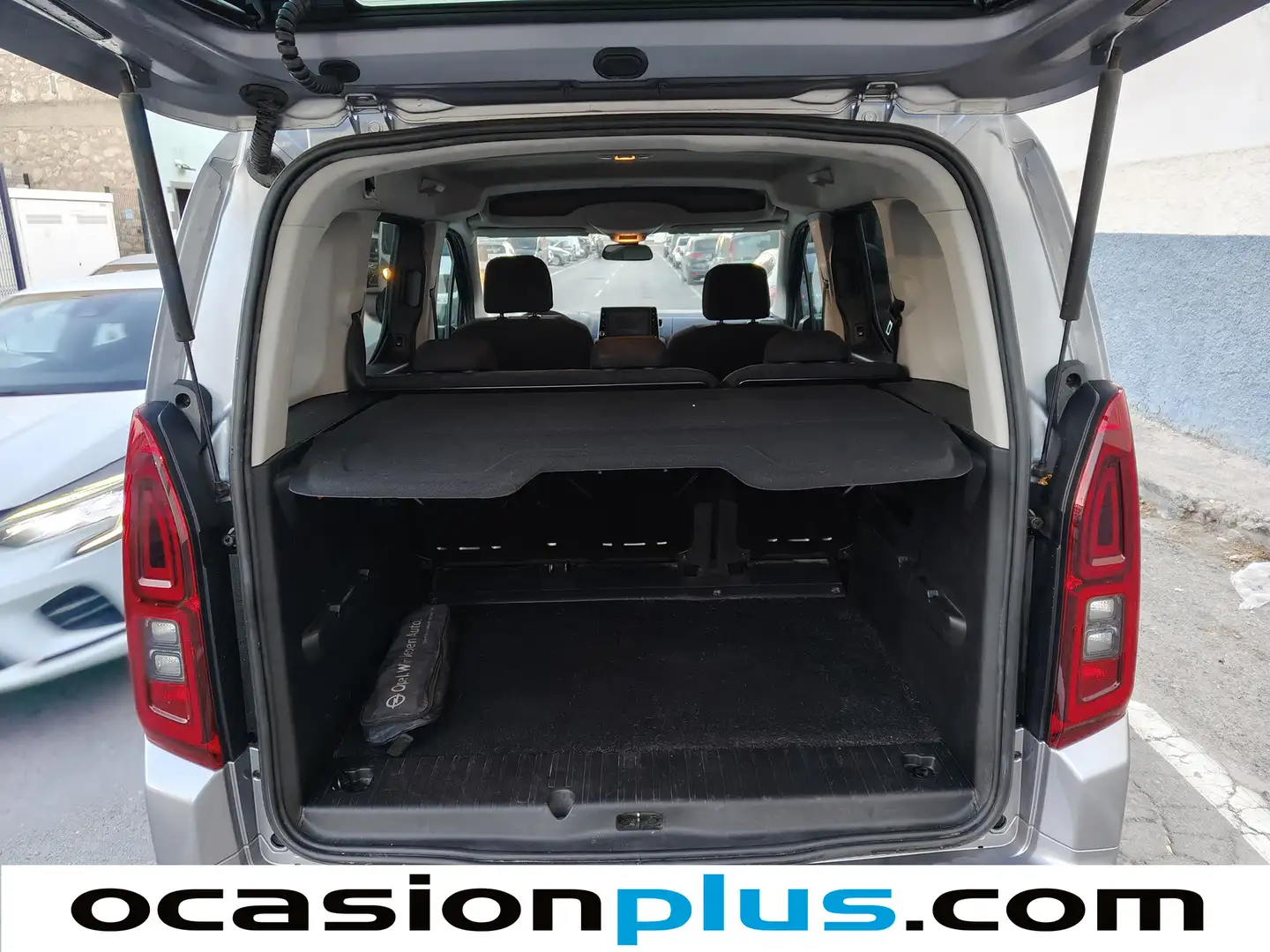 Foto Opel Combo Life Opel Combo Life 1.5 TD S&S Selective L (100 CV)