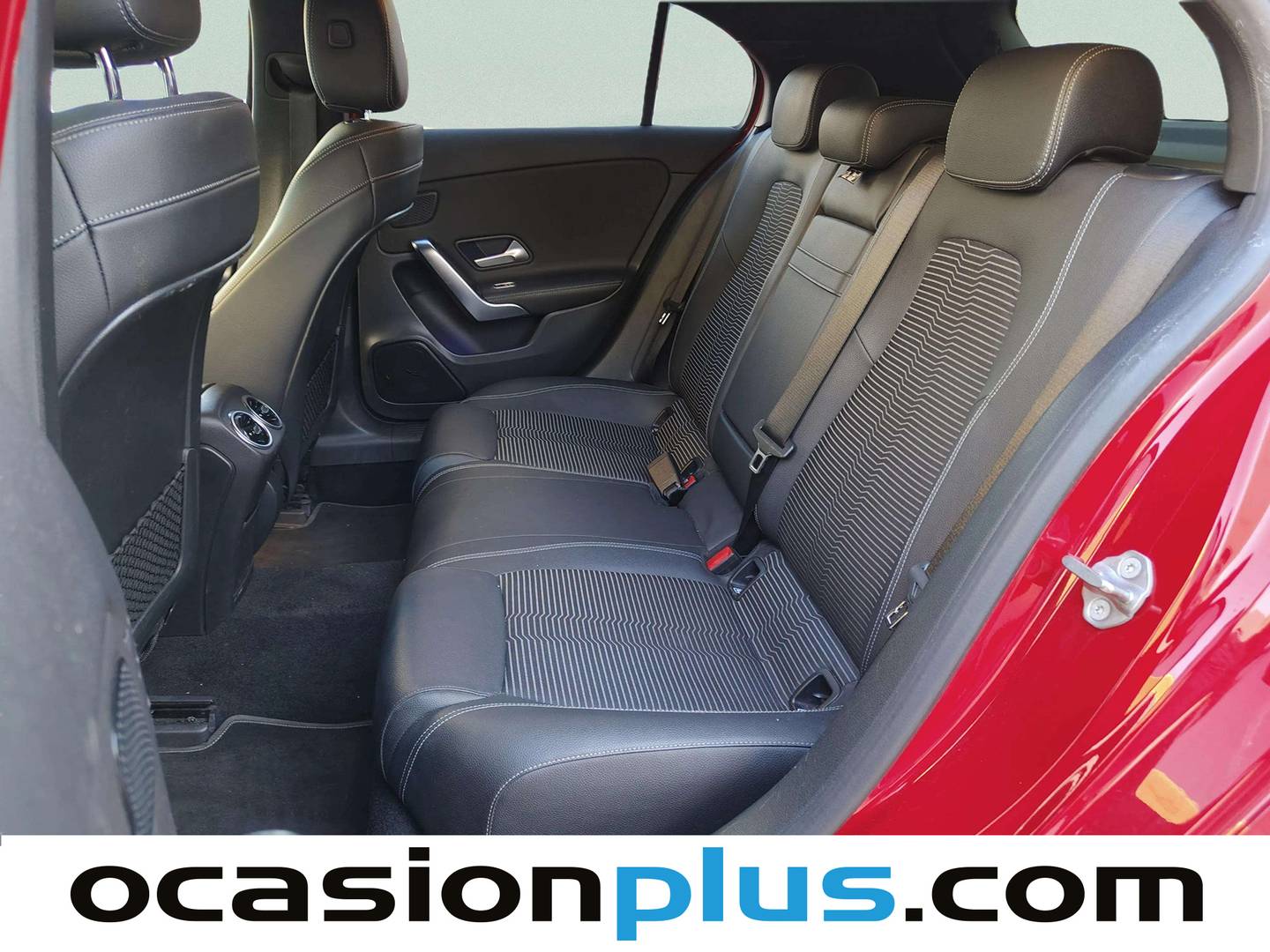 Foto asientos traseros Mercedes Clase A Mercedes-Benz Clase A 180 d  (116 CV)