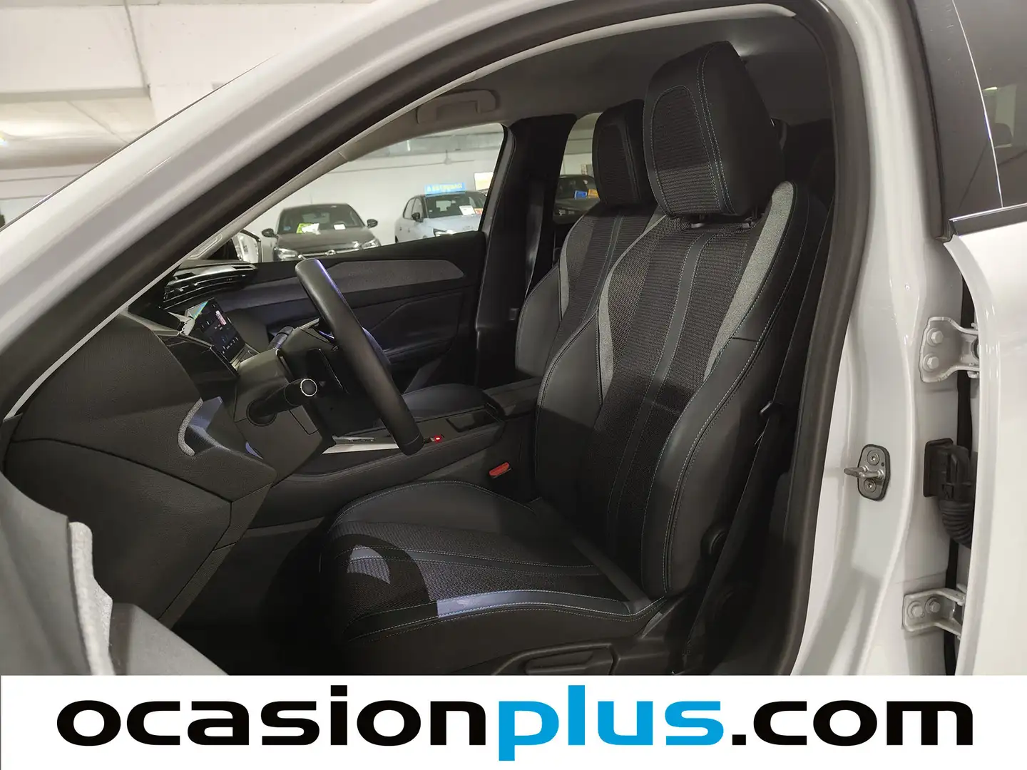 Foto Peugeot 308 Peugeot 308 Allure Hybrid eDCS6 (145 CV)