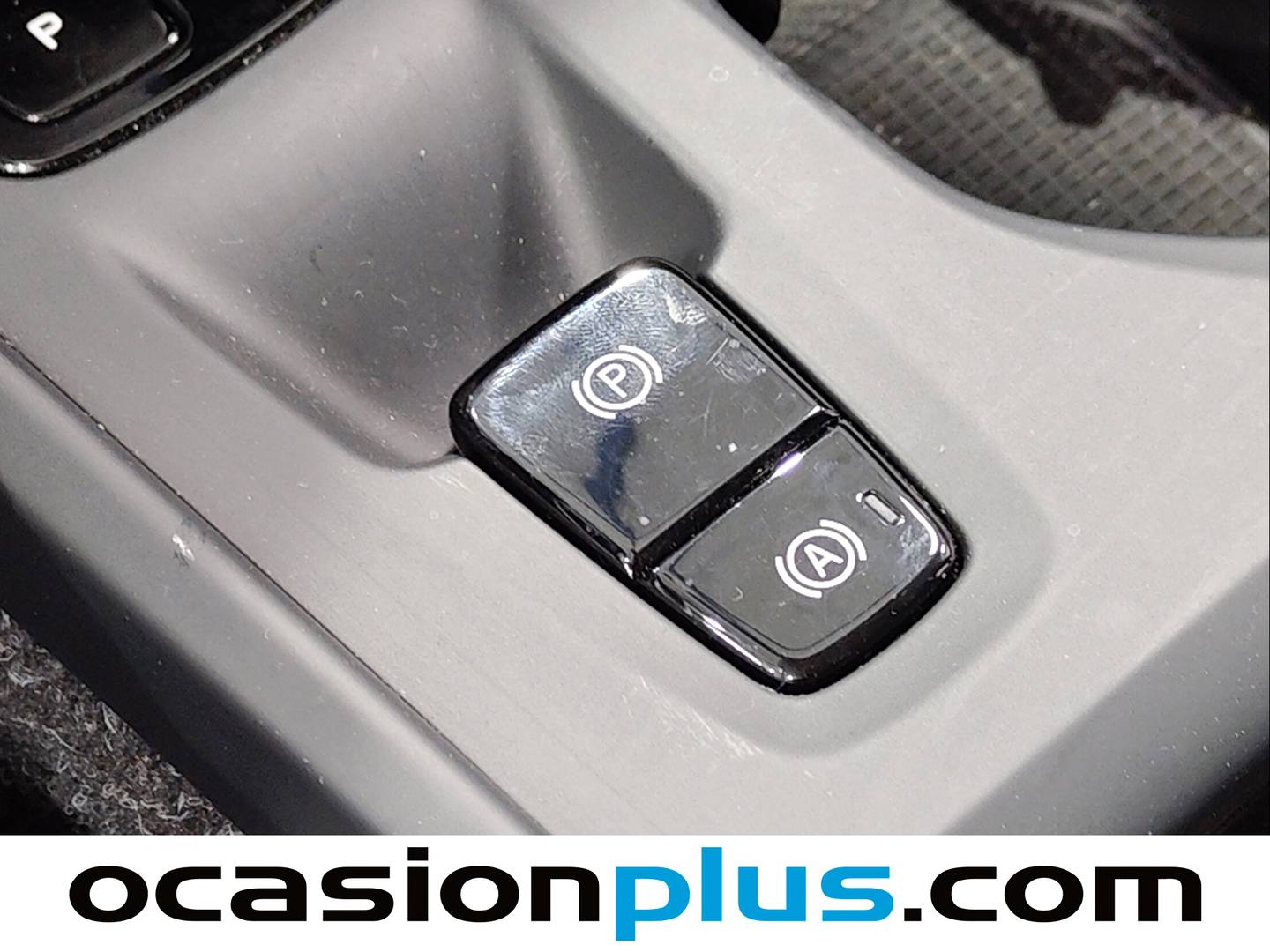 Volvo XC40 Volvo XC40 B3 G Essential Auto (163 CV) km 0