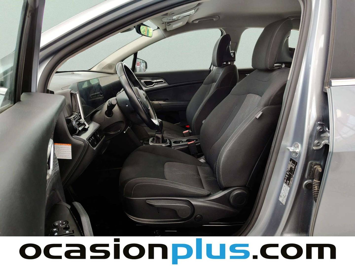 Foto asientos delanteros KIA Sportage KIA Sportage 1.6 T-GDi MHEV Drive 4x2 (150 CV)