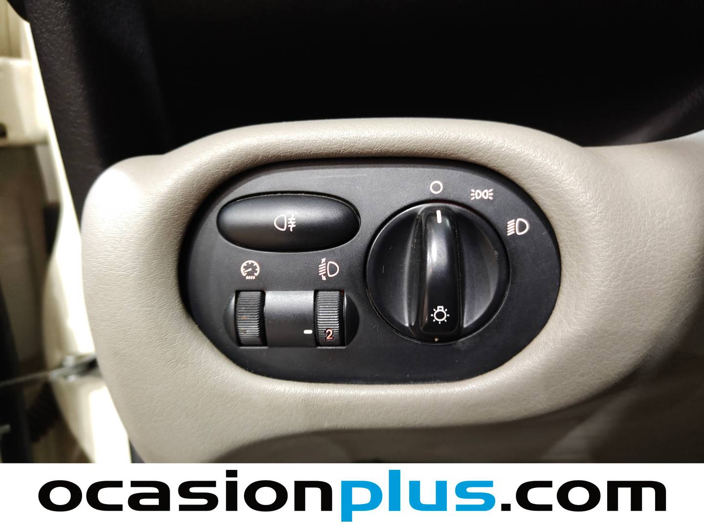 Equipamiento del Rover 75 Rover 75 2.0 KV6 Classic (150 CV)