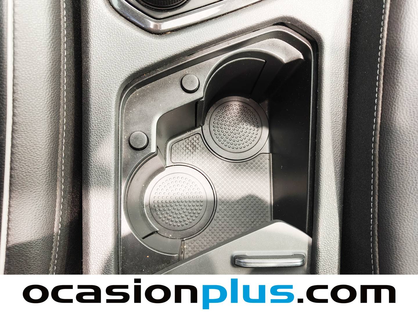 Foto Volkswagen Tiguan Volkswagen Tiguan Sport 2.0 TSI 4Motion (190 CV) DSG Pack R-Line