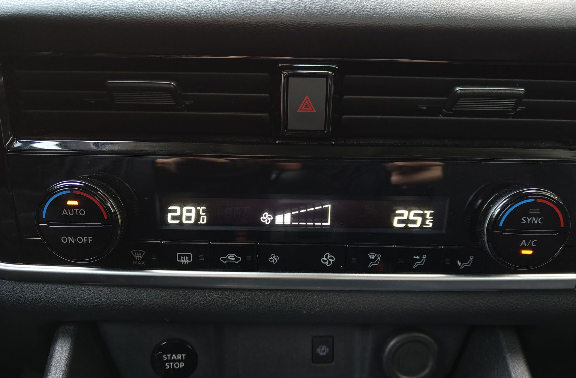 Nissan Qashqai E-POWER N-Connecta - foto 30