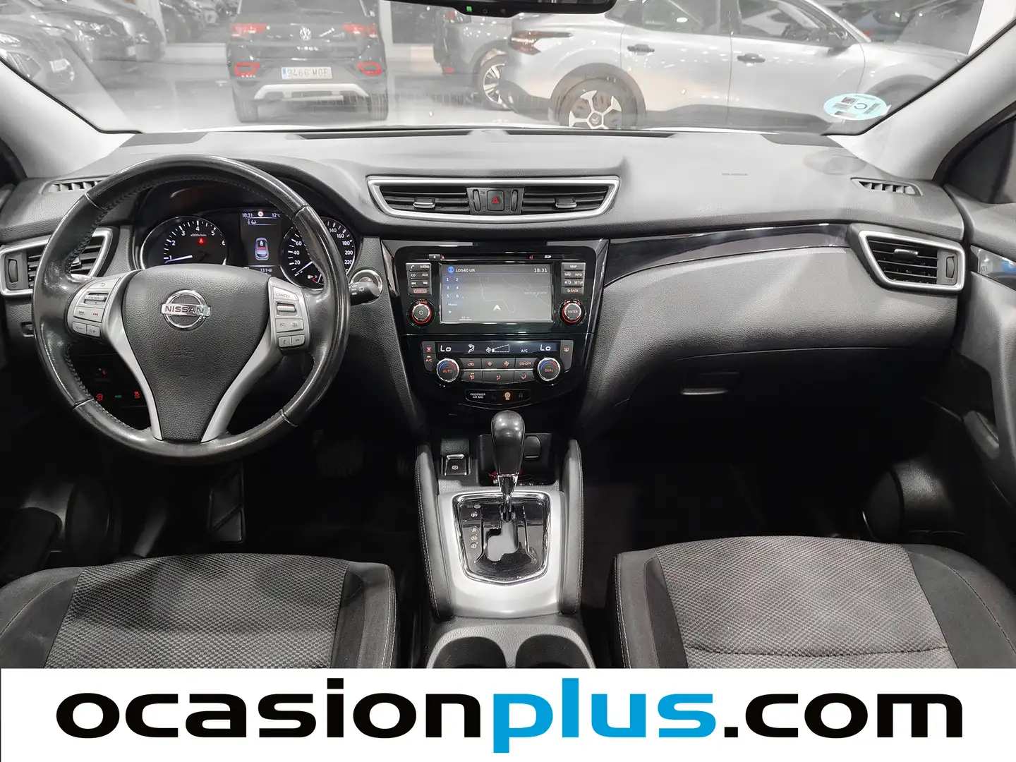 Foto Nissan QASHQAI Nissan Qashqai 1.2 DIG-T N-Connecta 4x2 XTronic (115 CV)