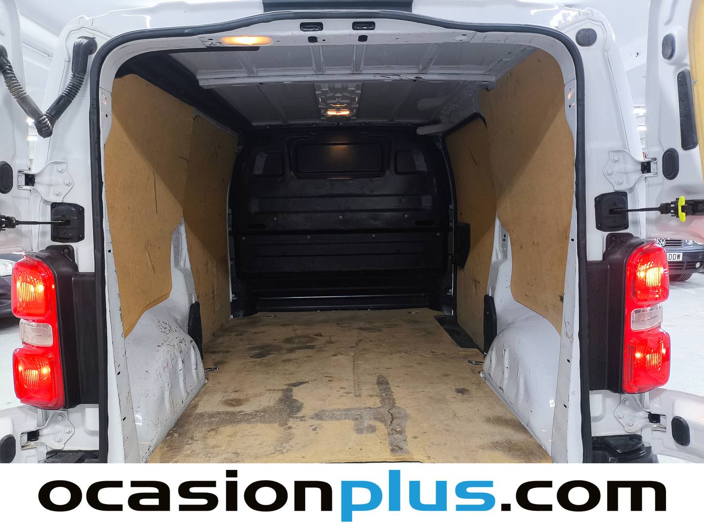 Foto asientos traseros Citroën Jumpy Citroën Jumpy Furgon BlueHDI 120 S&S Talla M (120 CV) 3 Plazas