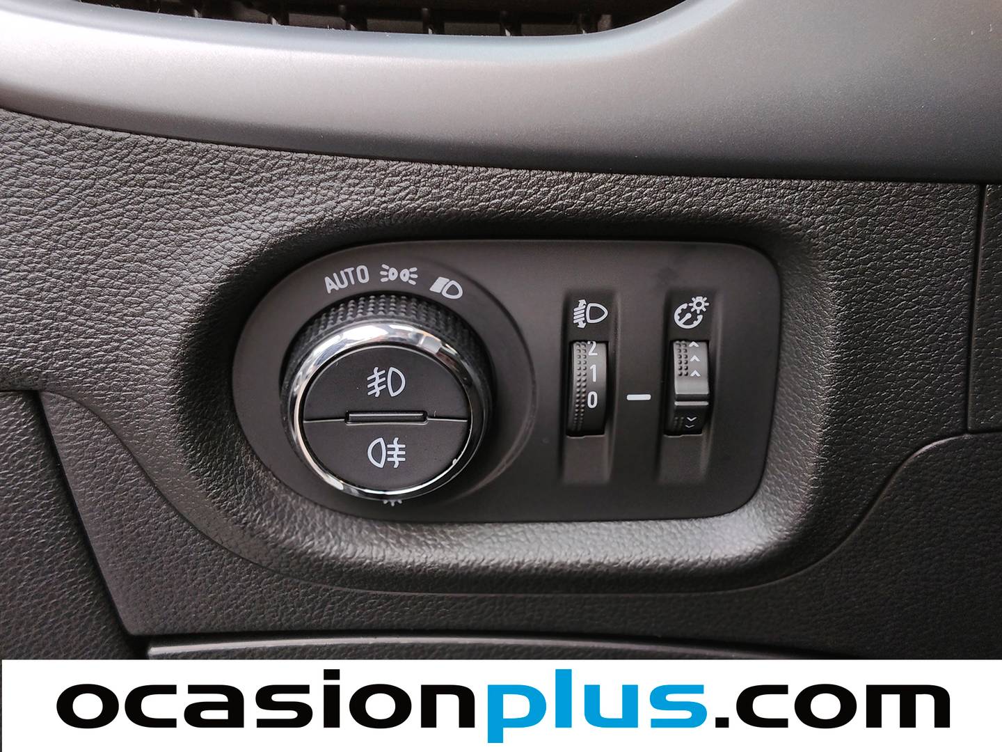 Foto Opel Astra Opel Astra 1.6 CDTi S&S Selective (110 CV)