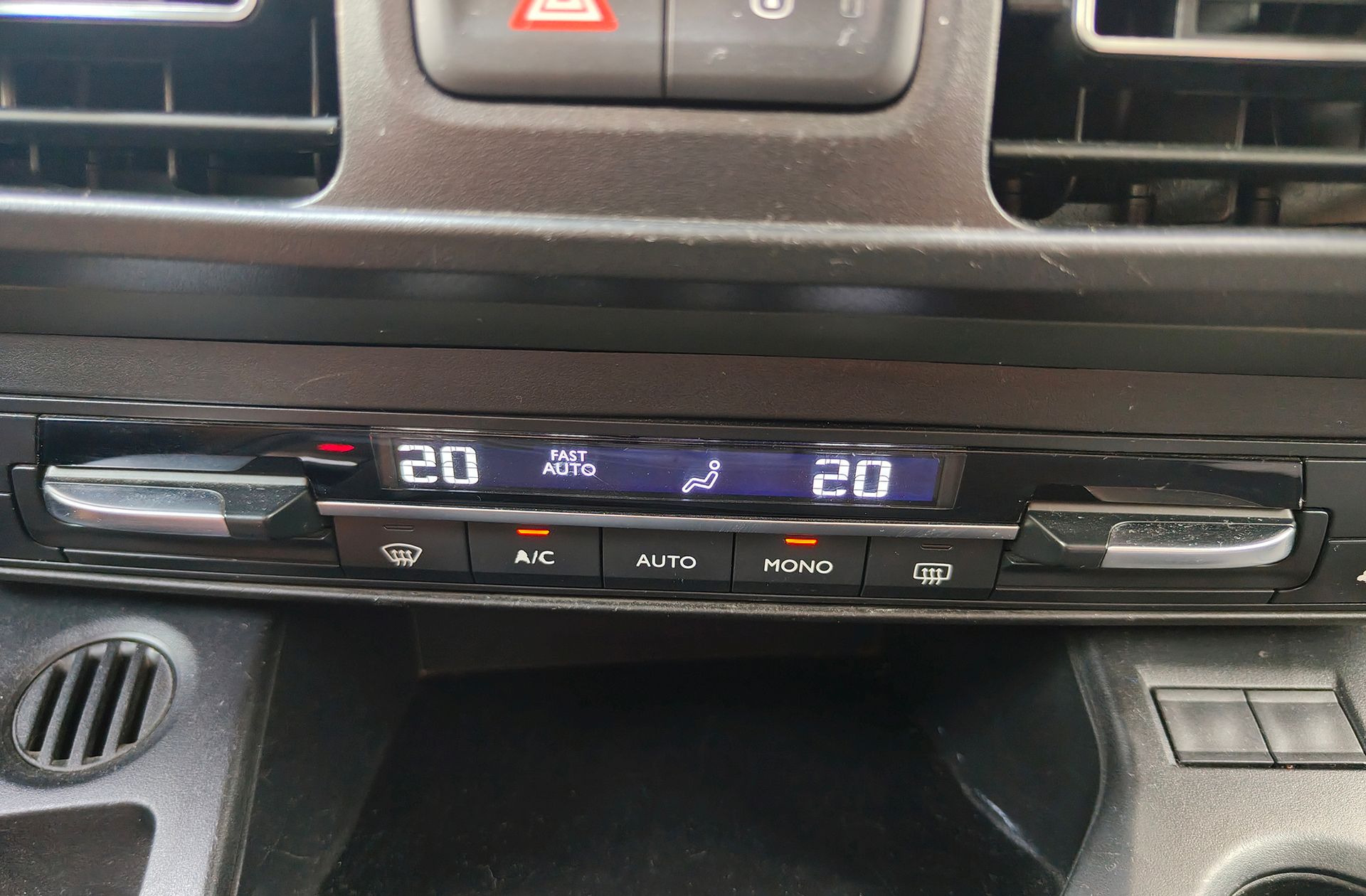 Citroën Berlingo BlueHDi 130 Talla M Shine - foto 28