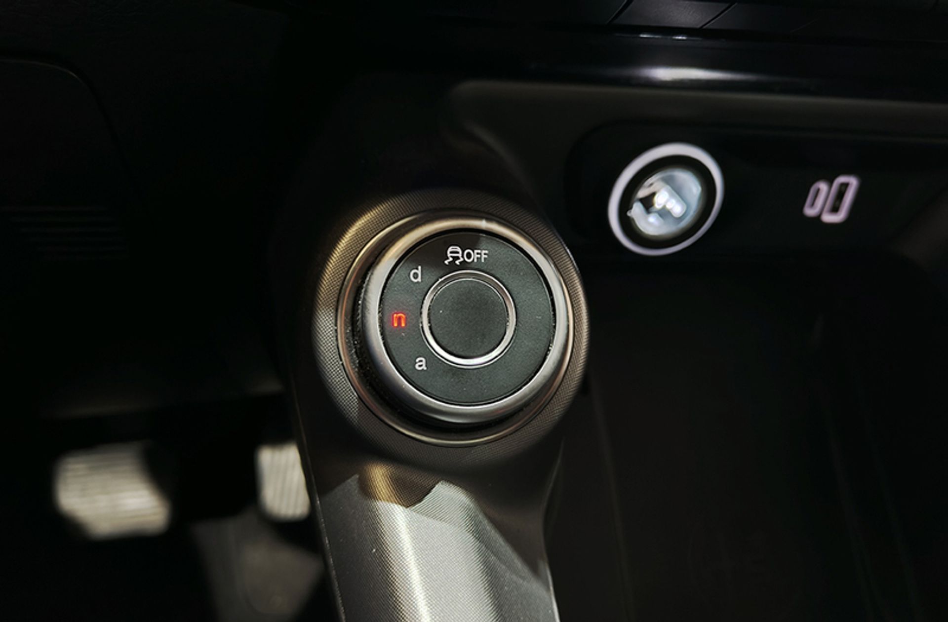 Alfa Romeo Tonale 1.5 MHEV Sprint FWD - foto 33