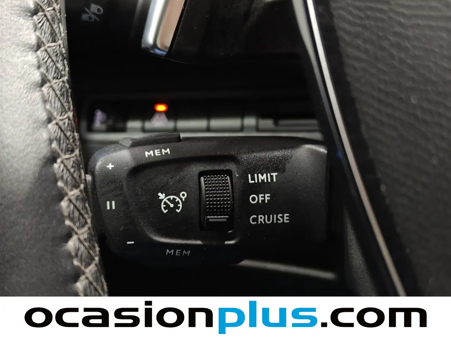 Foto Peugeot 5008 Peugeot 5008 PureTech 130 S&S Allure Pack EAT8 (130 CV) 7 Plazas