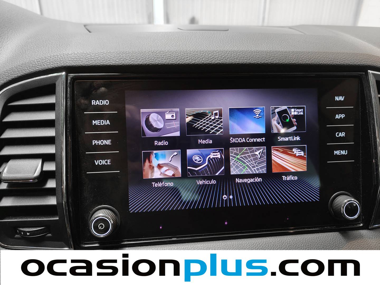 Foto Skoda Karoq Skoda Karoq 1.0 TSI Like  (115 CV)