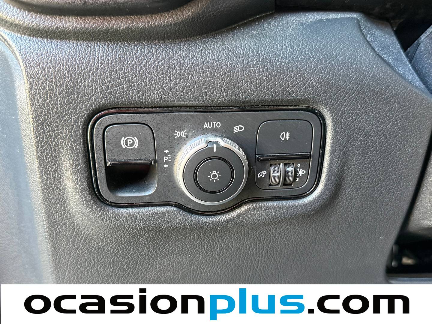 Acabados Mercedes Vito Mercedes Vito 114 CDI Tourer Pro Larga AT (136 CV) 9 Plazas
