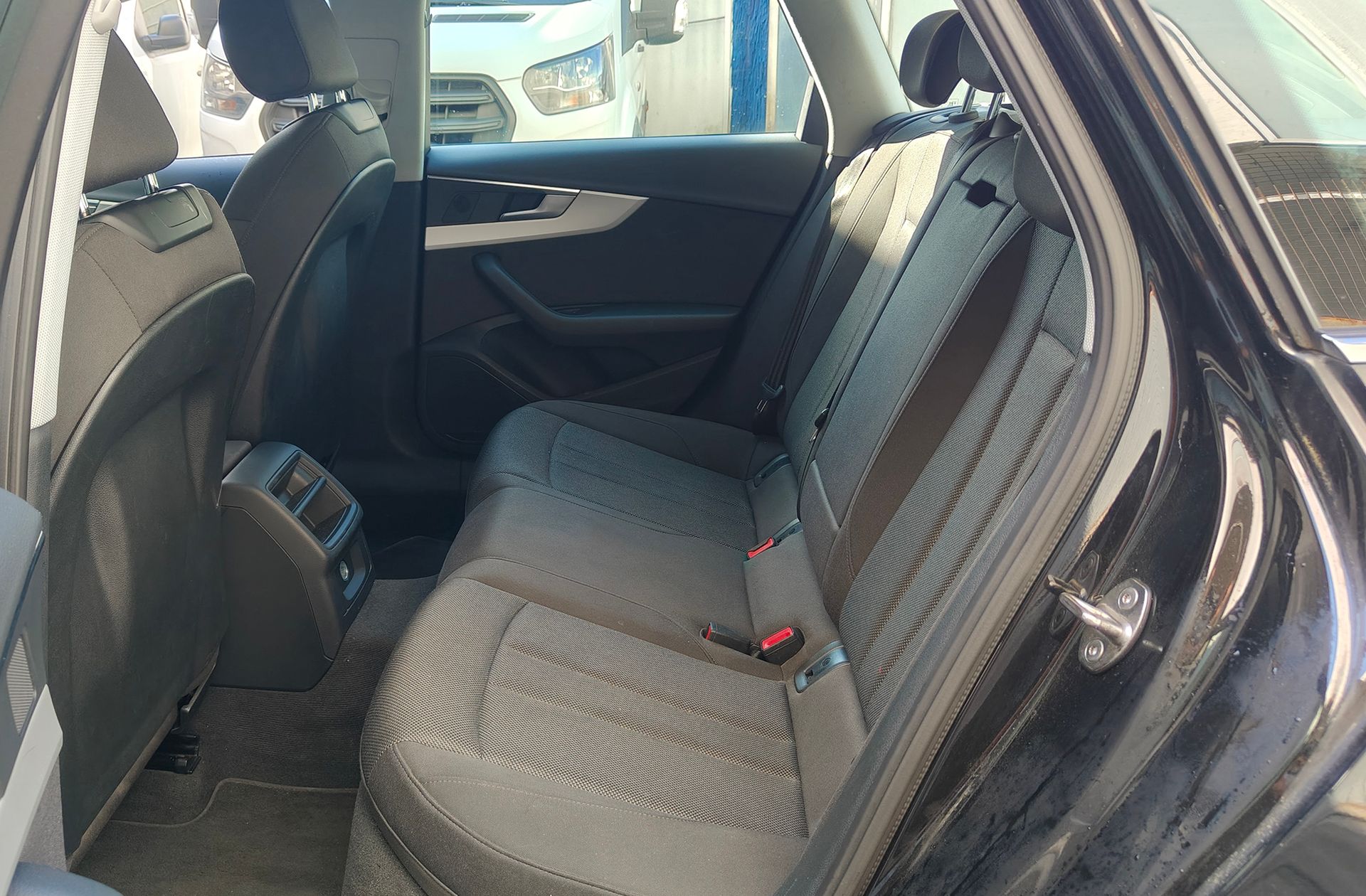 Audi A4 Avant Advanced 35 TFSI S tronic - foto 17