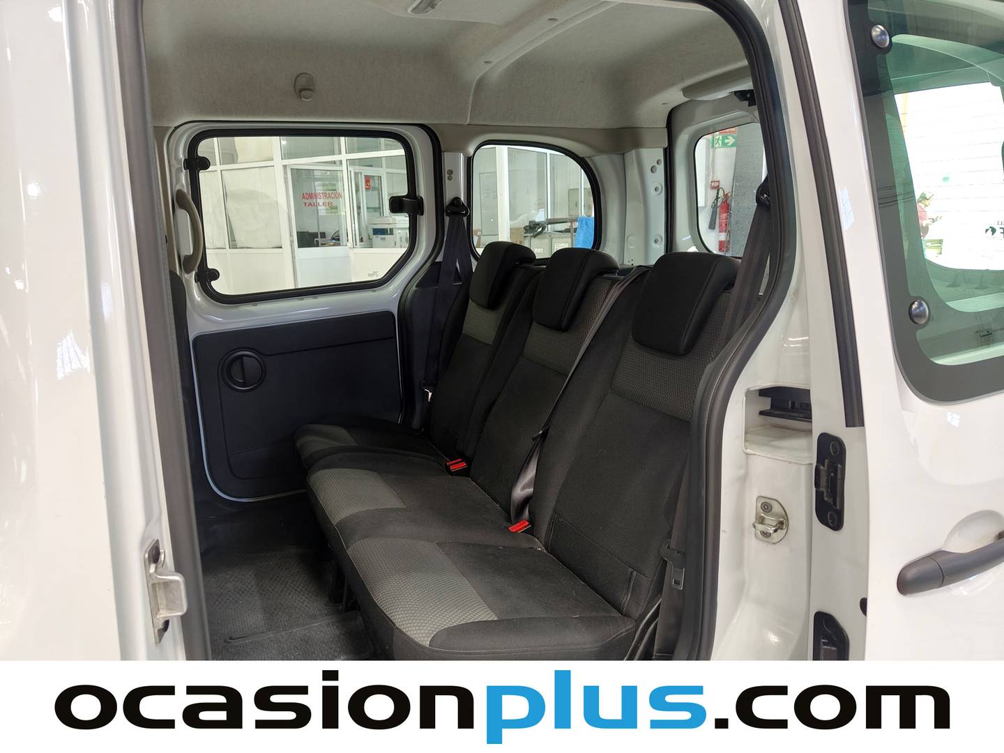 Foto asientos traseros Renault Kangoo Combi Renault Kangoo Combi Limited M1 Blue dCi (95 CV)