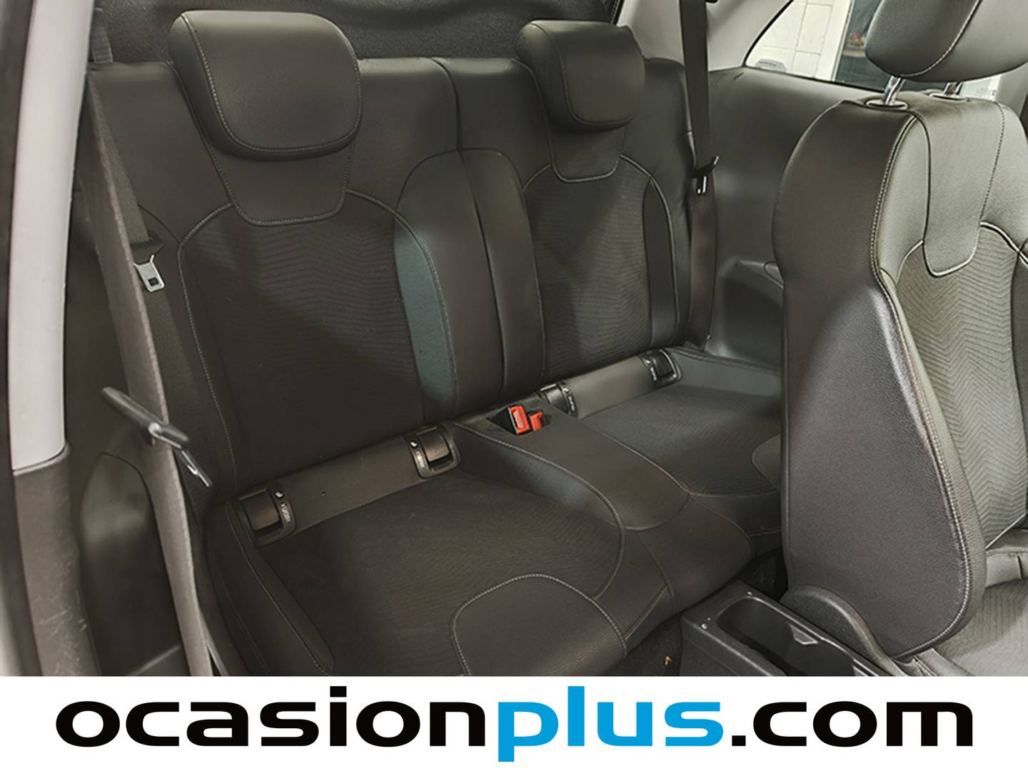 Opel Adam Opel Adam 1.0 XFT Rocks (115 CV) 2014