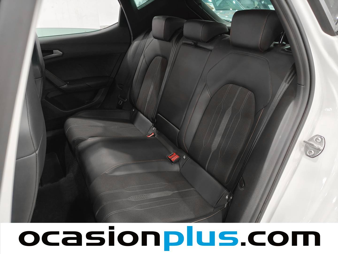 Foto asientos traseros Cupra León Cupra León 2.0 TSI DSG (300 CV)