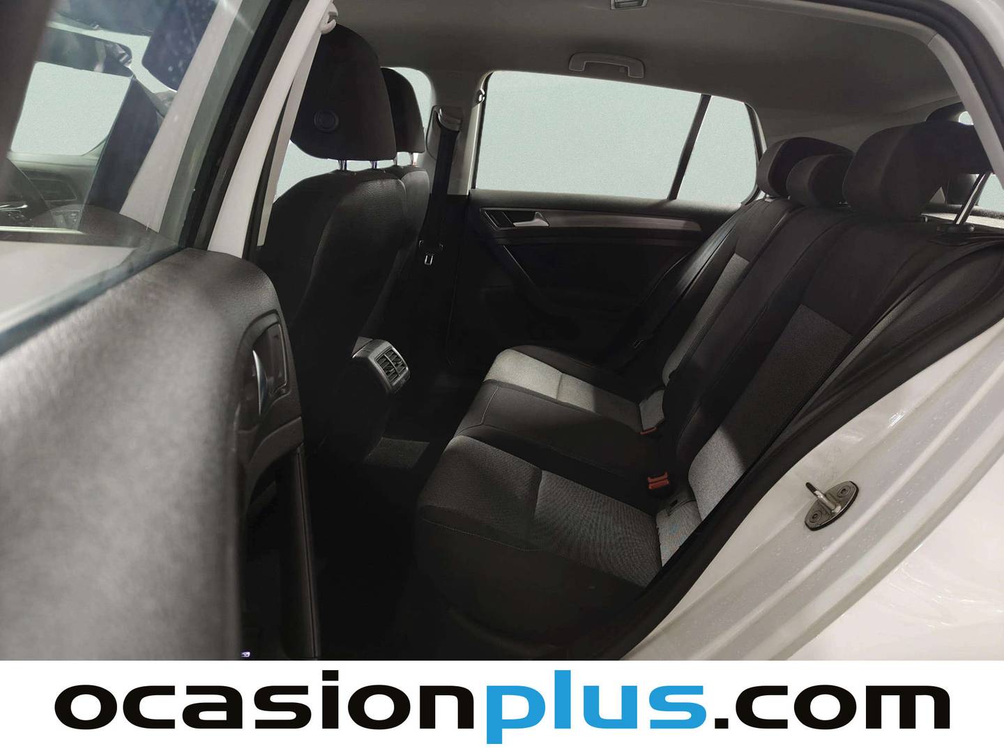 Foto asientos traseros Volkswagen Golf Volkswagen Golf Special Edition 1.2 TSI BMT (110 CV)