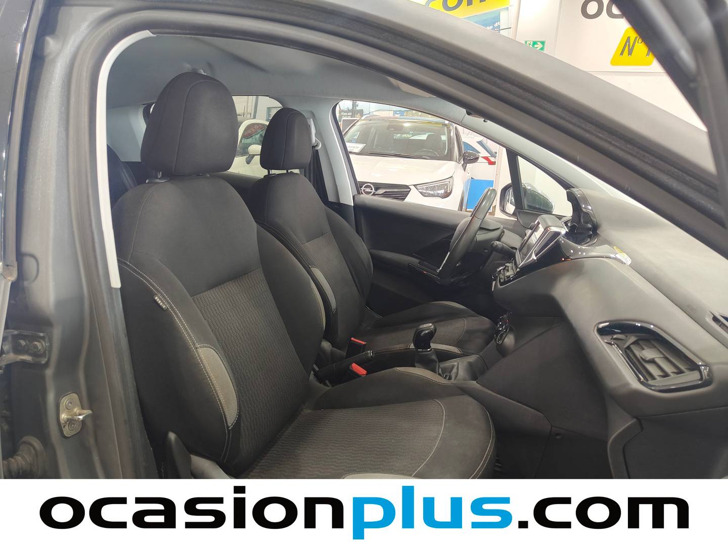 Peugeot 208 Peugeot 208 PureTech 82 S&S Active (82 CV) km 0