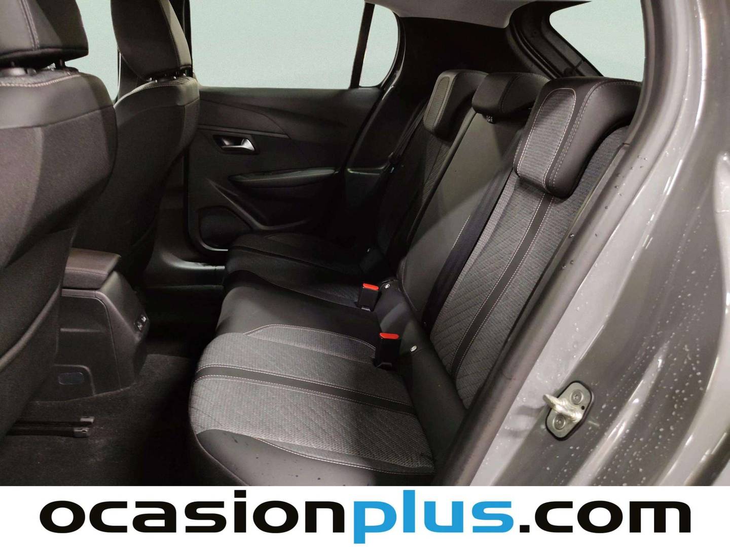 Foto asientos traseros Peugeot 208 Peugeot 208 PureTech 100 Allure (100 CV)