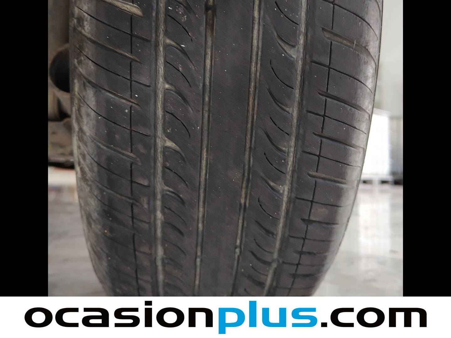 Foto Renault Clio Renault Clio 1.2 16v Authentique (75 CV)