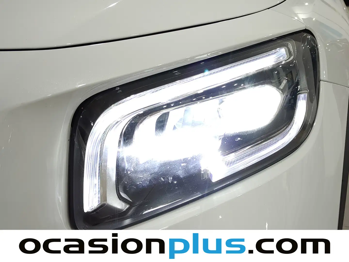 Foto Mercedes GLB Mercedes-Benz GLB 200 d (150 CV) Pack AMG 7 Plazas