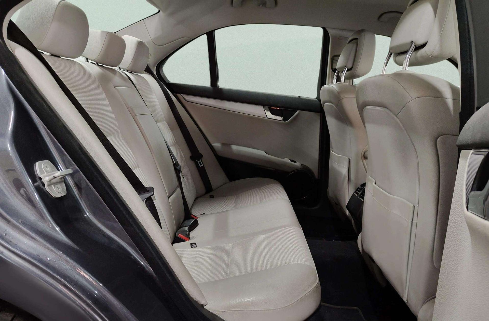 Mercedes-Benz Clase C 200 CDI Blue Efficiency Avantgarde - foto 15