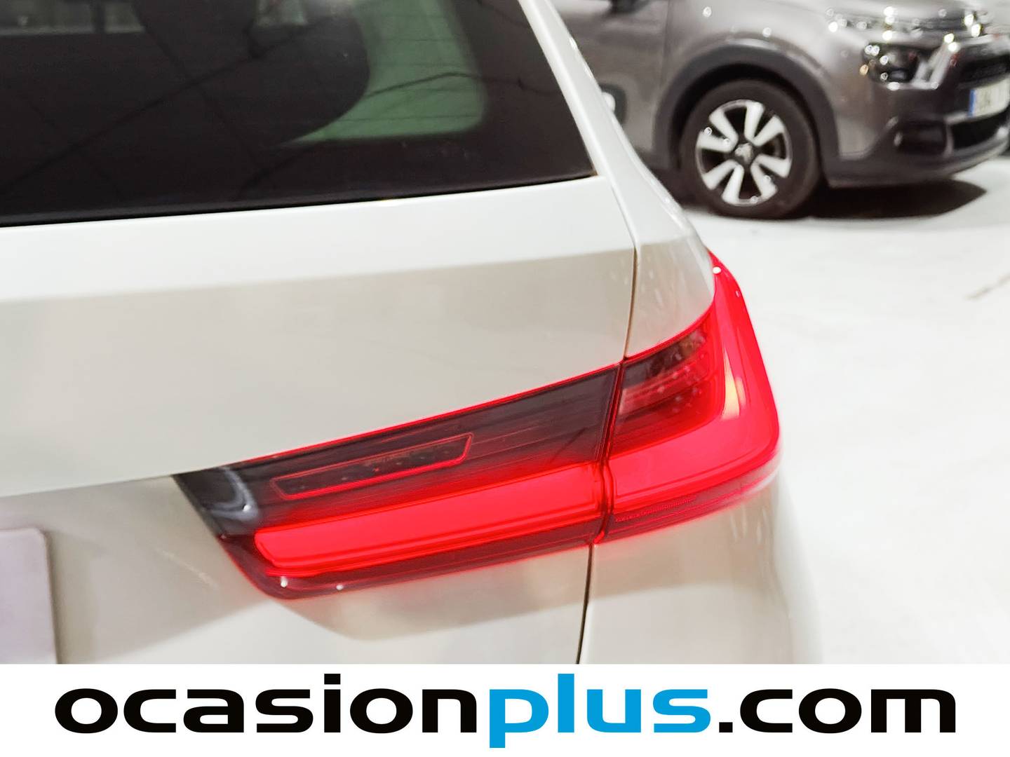 Foto BMW Serie 3 BMW Serie 3 318d Touring (150 CV)