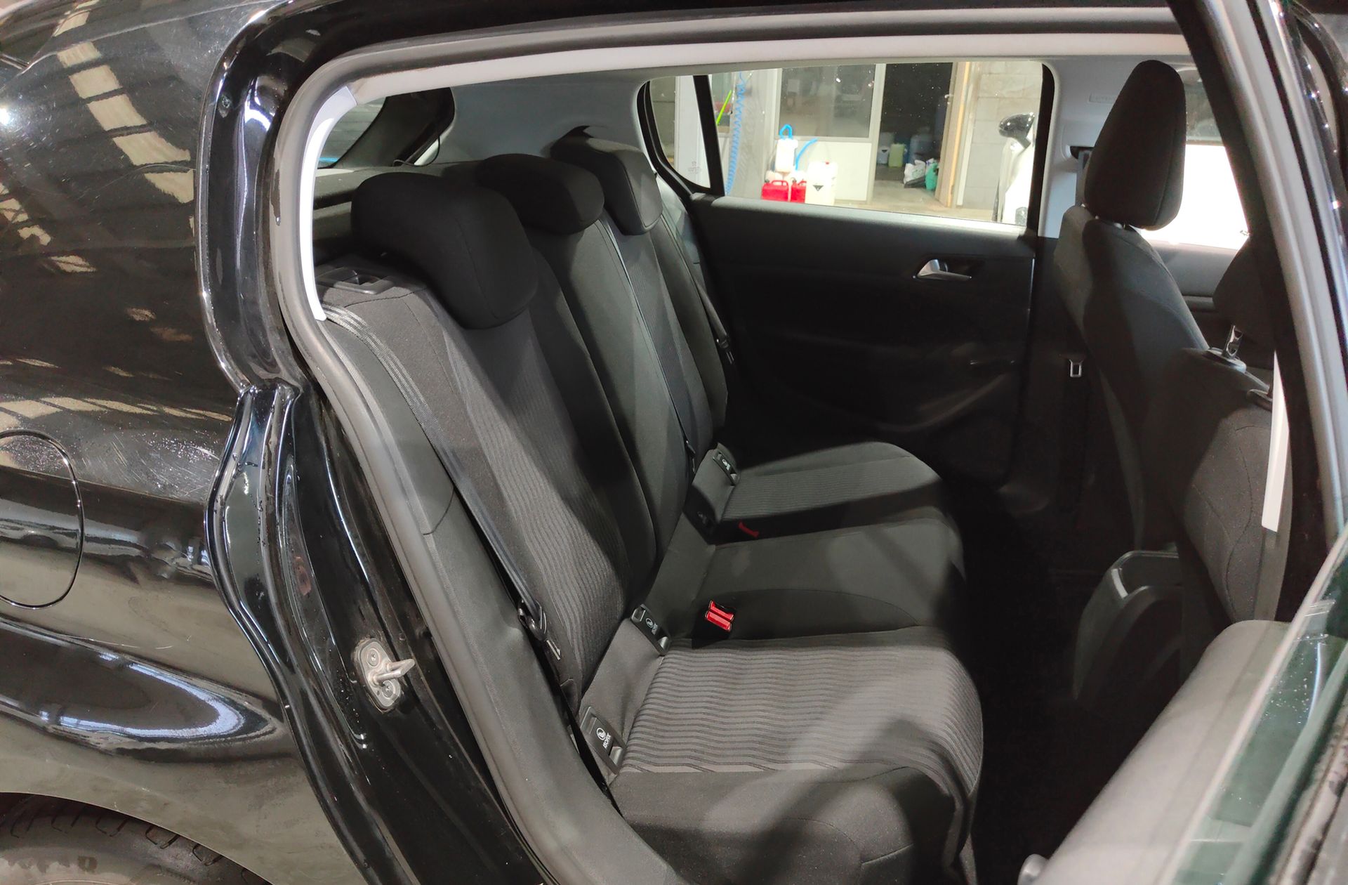 Peugeot 308 1.6 BlueHDi Access - foto 13