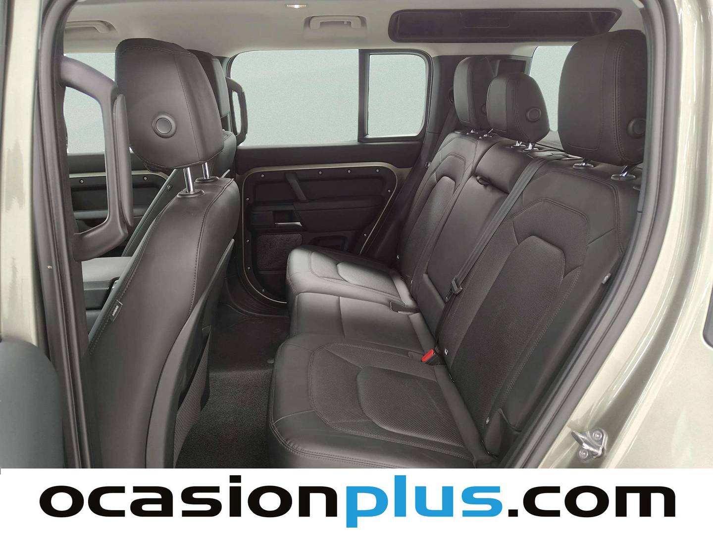 Foto asientos traseros Land Rover Defender Land Rover Defender 110 3.0D I6 250 MHEV S 4WD Auto (249 CV)