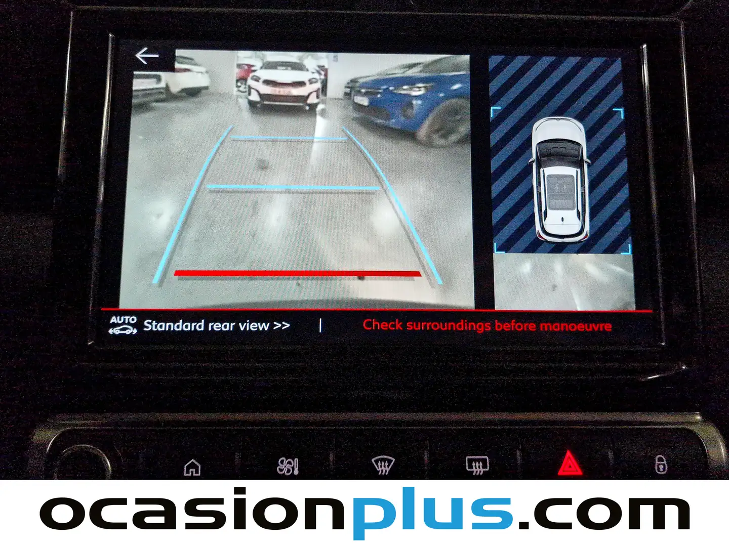 Foto Citroën C3 Aircross Citroen C3 Aircross PureTech 130 Shine Pack EAT6 (131 CV)