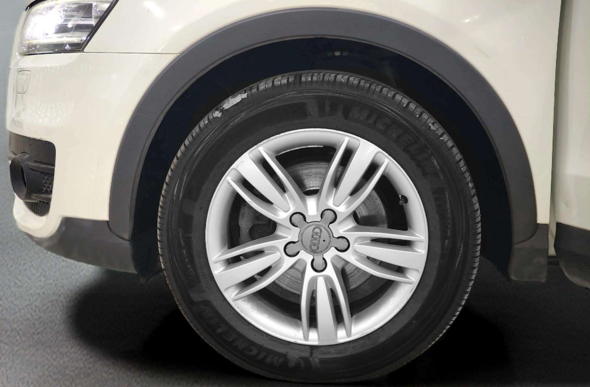 Audi Q3 Advanced 2.0 TDI - foto 33