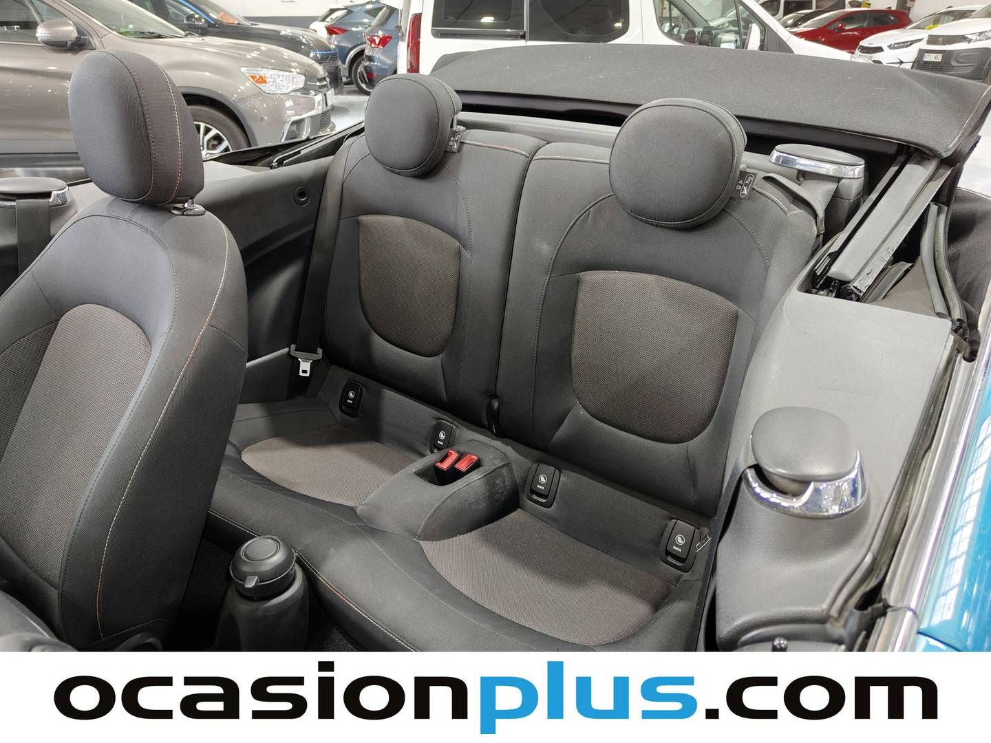 Foto asientos traseros Mini MINI Mini MINI Cooper Cabrio D (116 CV)