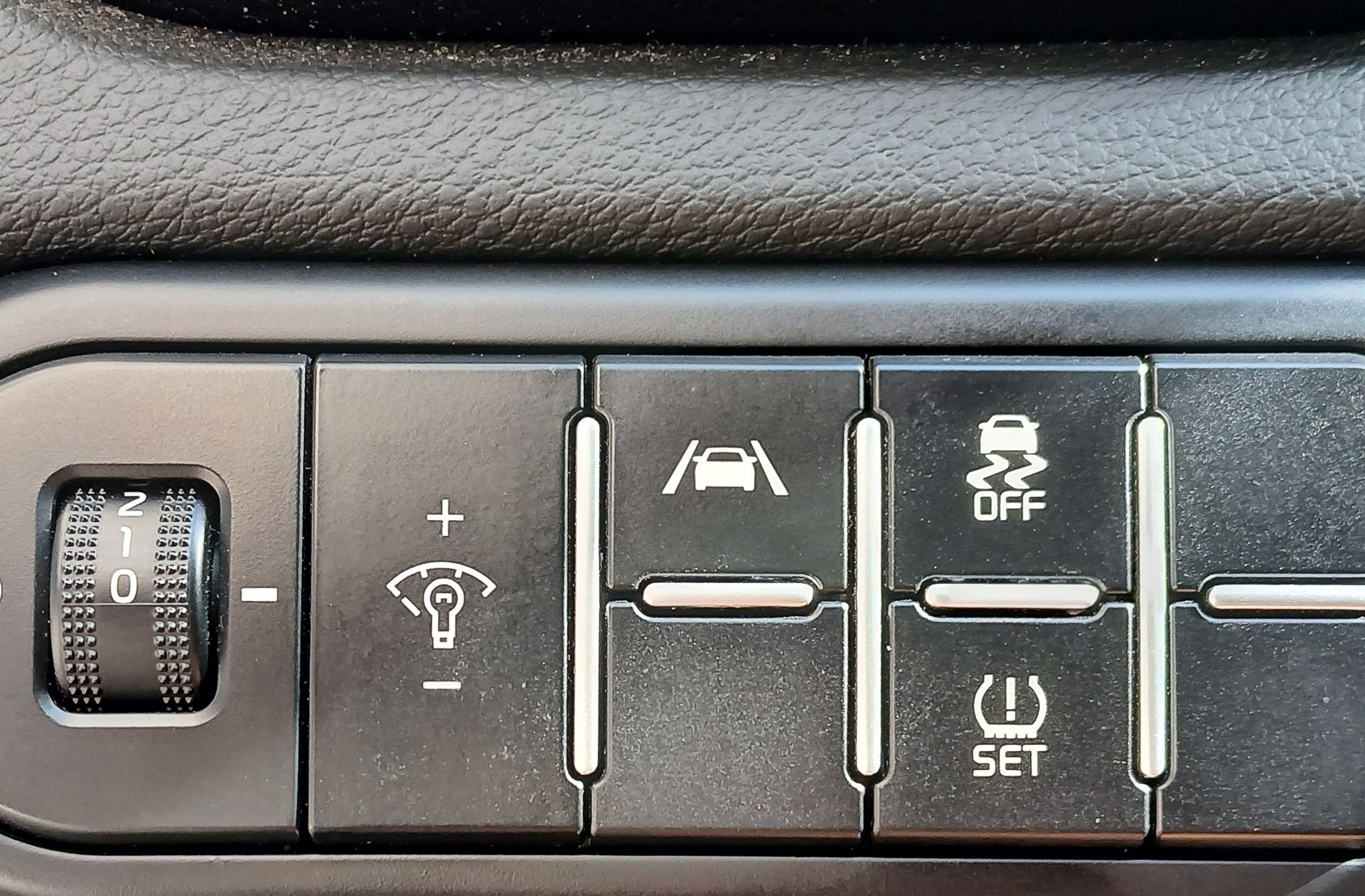 Kia Ceed 1.0 T-GDi Tech - foto 24