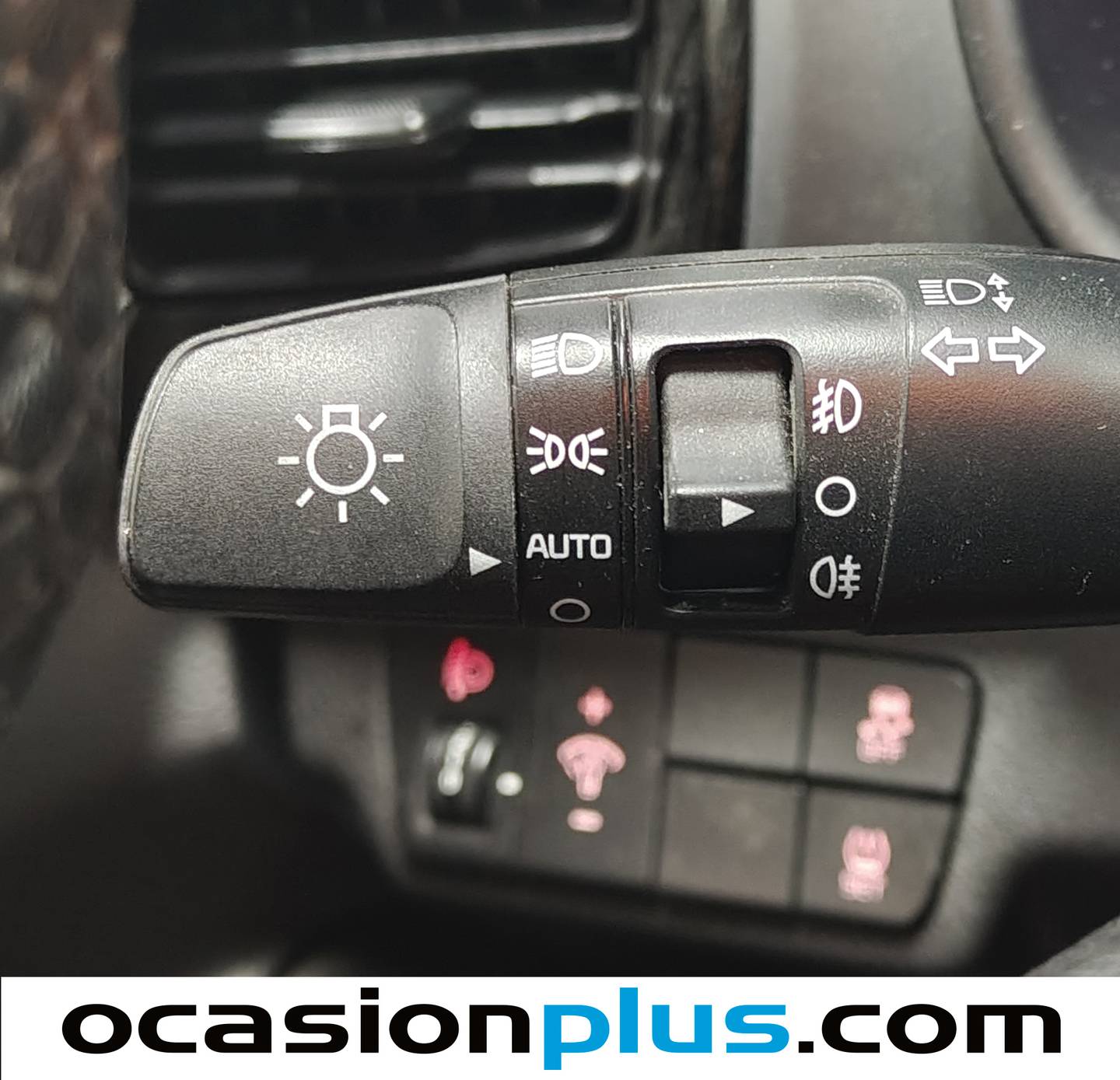 KIA Stonic KIA Stonic 1.6 CRDi VGT Drive (136 CV) de segunda mano