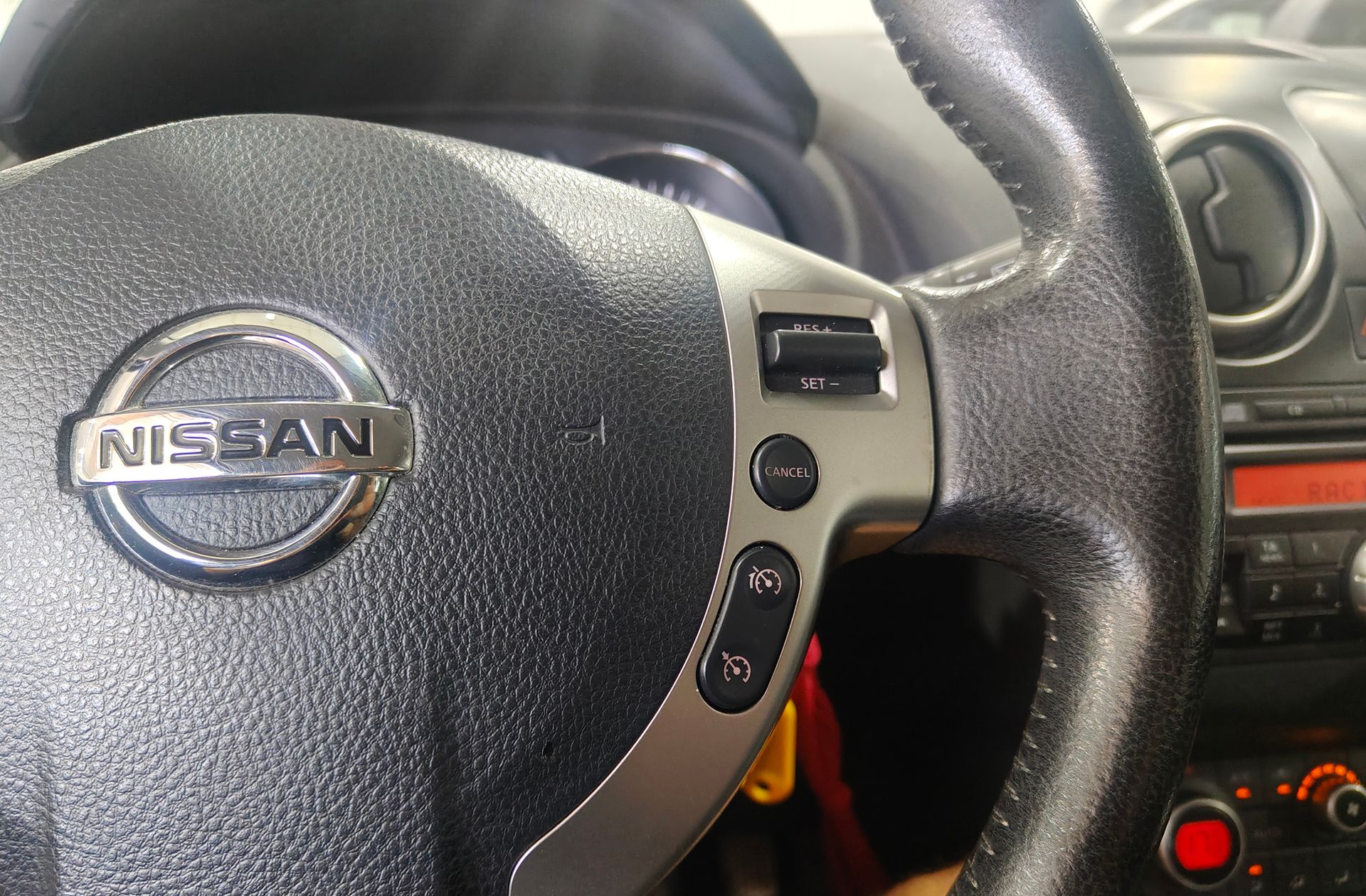 Nissan Qashqai 1.5 dCi Acenta 4x2 - foto 21